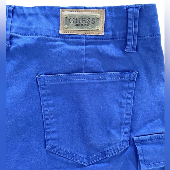 GUESS Women’s Cargo Shorts Size 26 Blue Casual Utility Pockets Low Rise - Picture 4 of 4